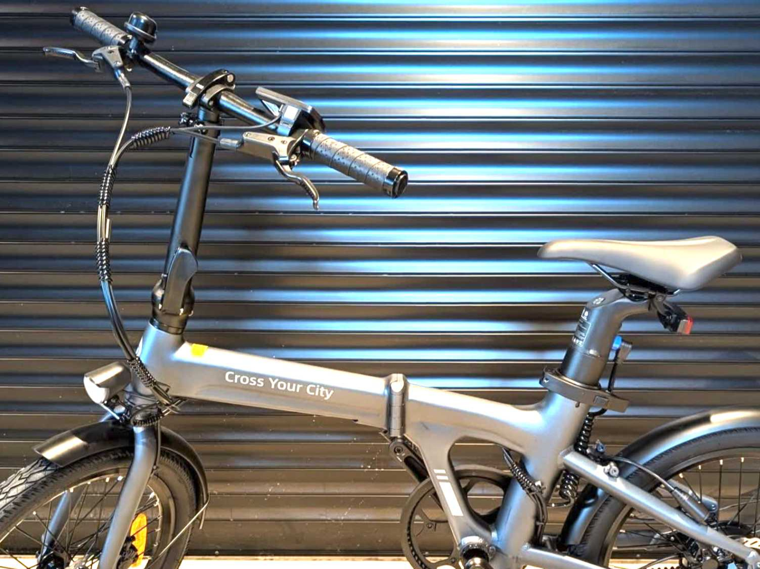 スポ―ツ電動自転車🚲１日　ADO20タイプ  ※海は乗り入れ禁止です　